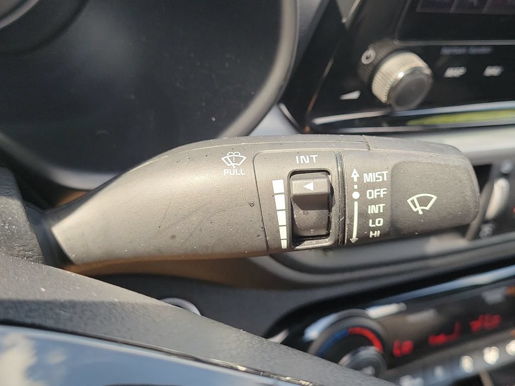 Used 2024 Kia Forte GT-Line w/ GT-Line Premium Package FWD image 13