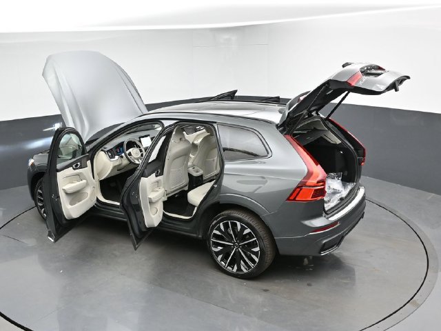 Used 2026 Volvo XC60 T8 Ultra w/ Protection Package Premier AWD/4WD image 53
