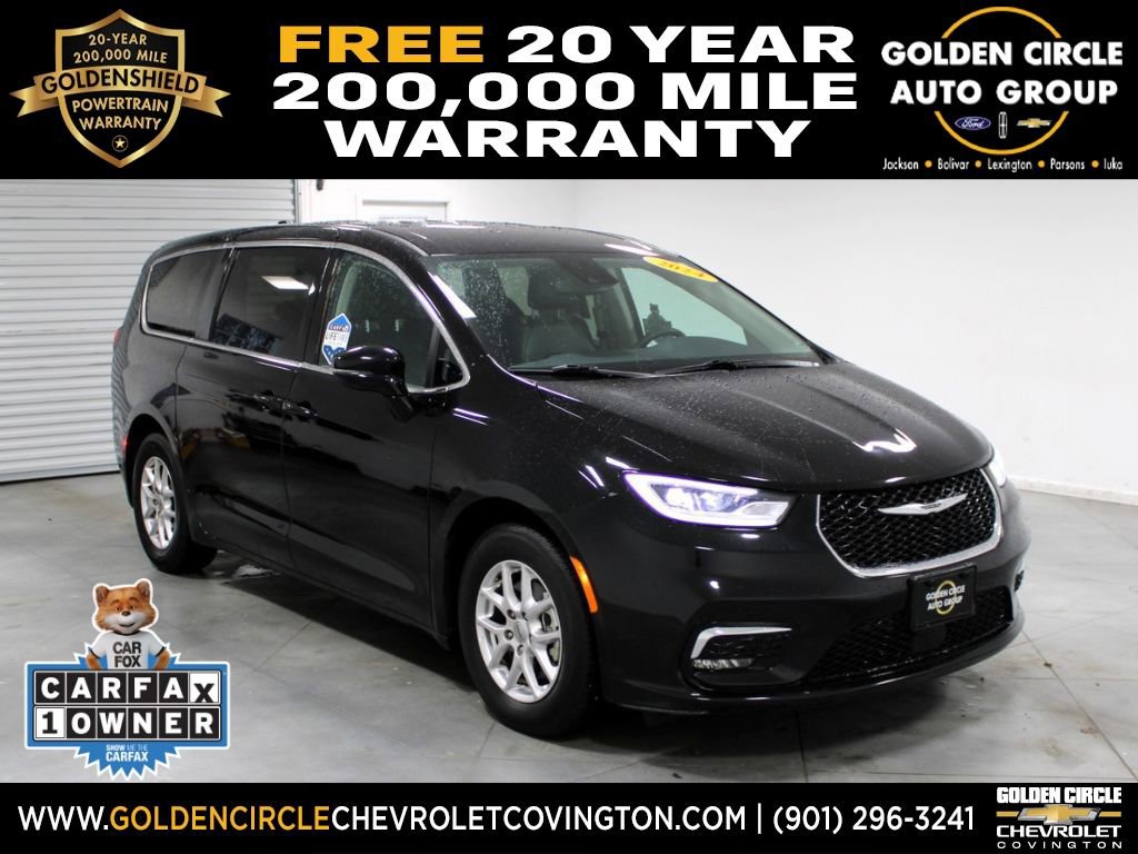 Used 2024 Chrysler Pacifica Touring-L image 1