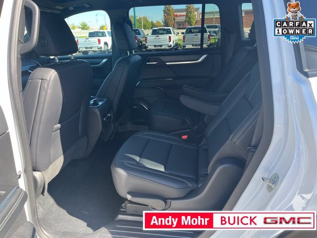 Used 2026 GMC Acadia Elevation w/ Elevation Premium Package FWD image 38