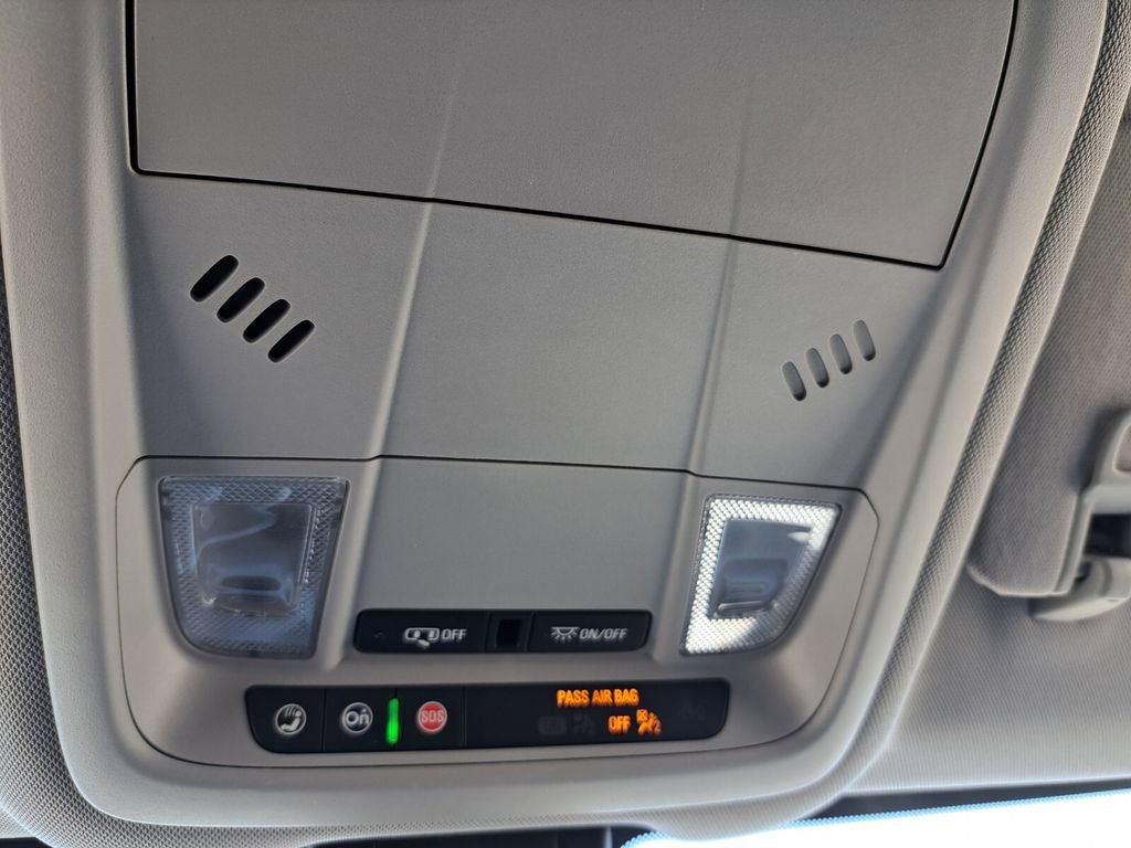 Used 2022 Chevrolet Equinox LT FWD image 16