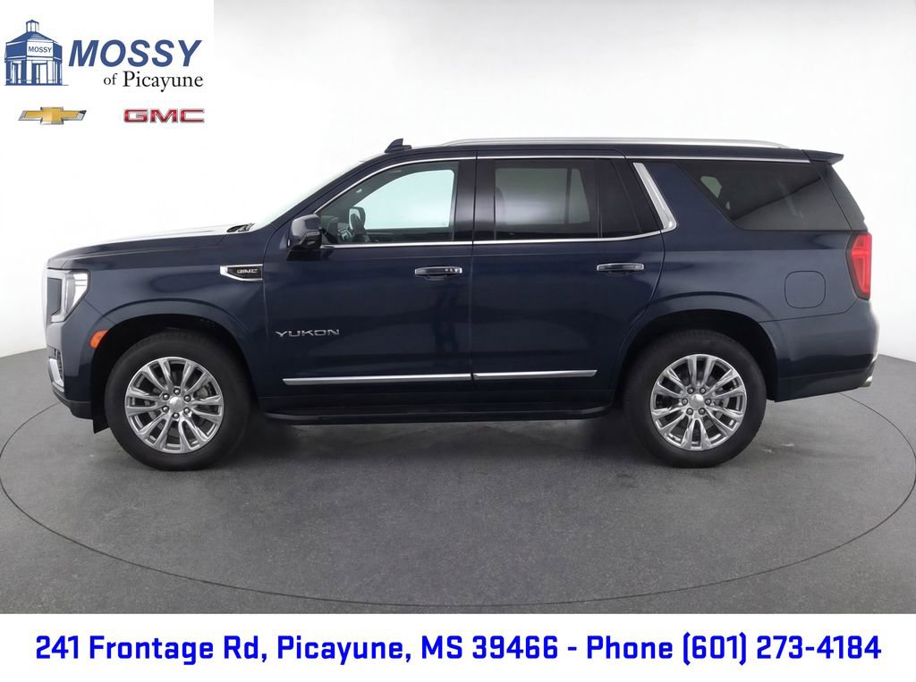 Used 2023 GMC Yukon SLT w/ SLT Luxury Package image 7