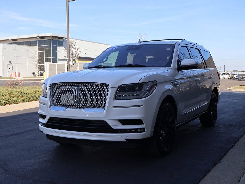 Used 2020 Lincoln Navigator Reserve w/ Equipment Group 208A Reserve image 3