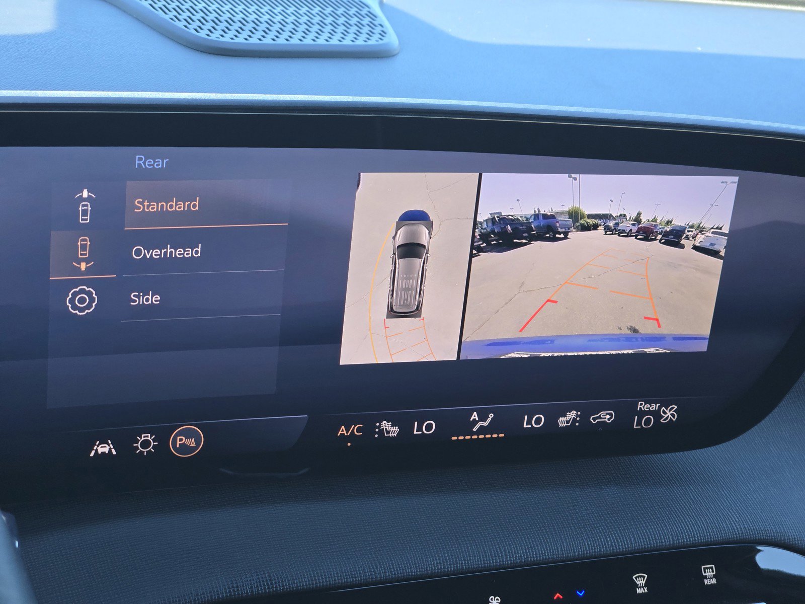 Certified 2025 Buick Enclave Preferred image 18