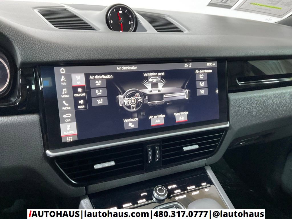 Used 2019 Porsche Cayenne Base image 26