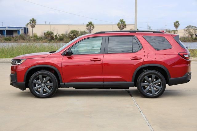 New 2026 Honda Pilot Sport image 5