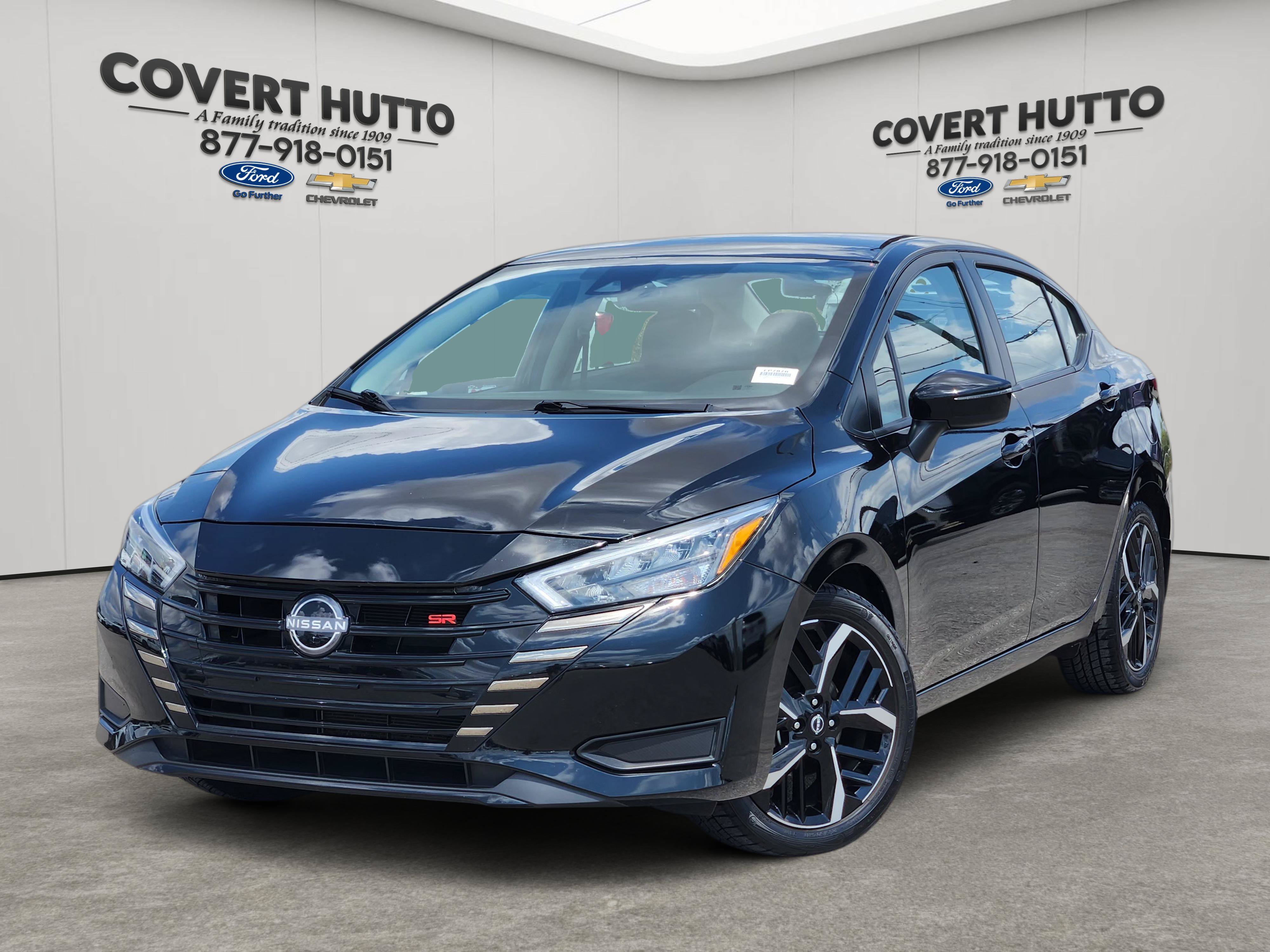 Used 2025 Nissan Versa SR w/ Trunk Package FWD video 1