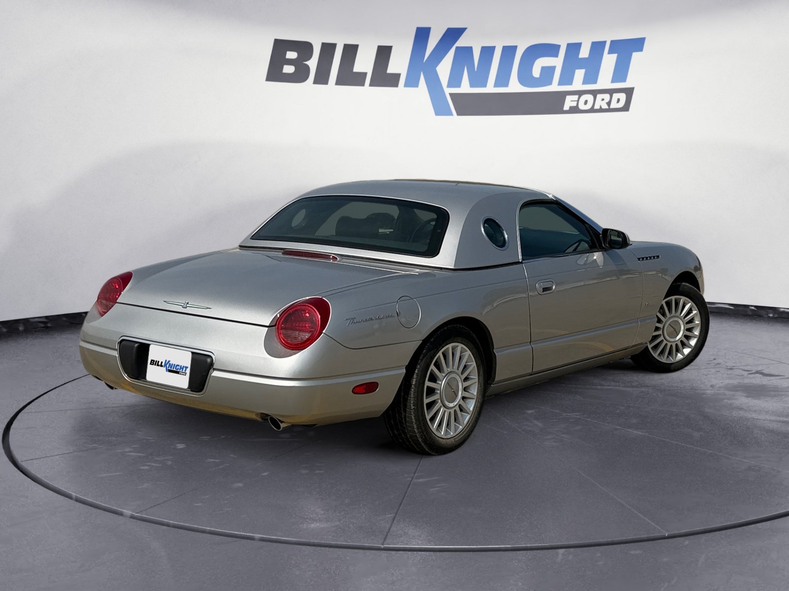 Used 2004 Ford Thunderbird RWD image 5