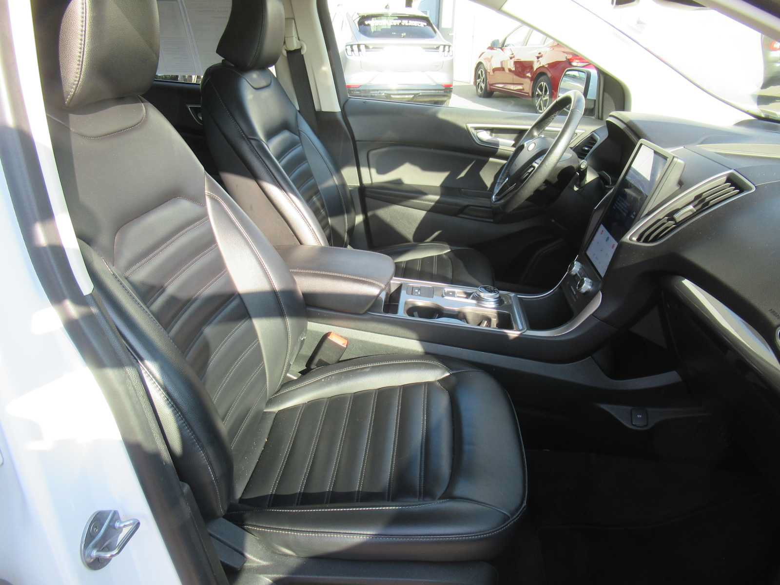 Used 2024 Ford Edge SEL AWD/4WD image 20