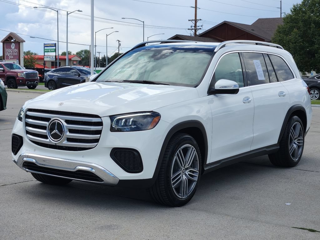 Used 2024 Mercedes-Benz GLS 450 4MATIC image 44