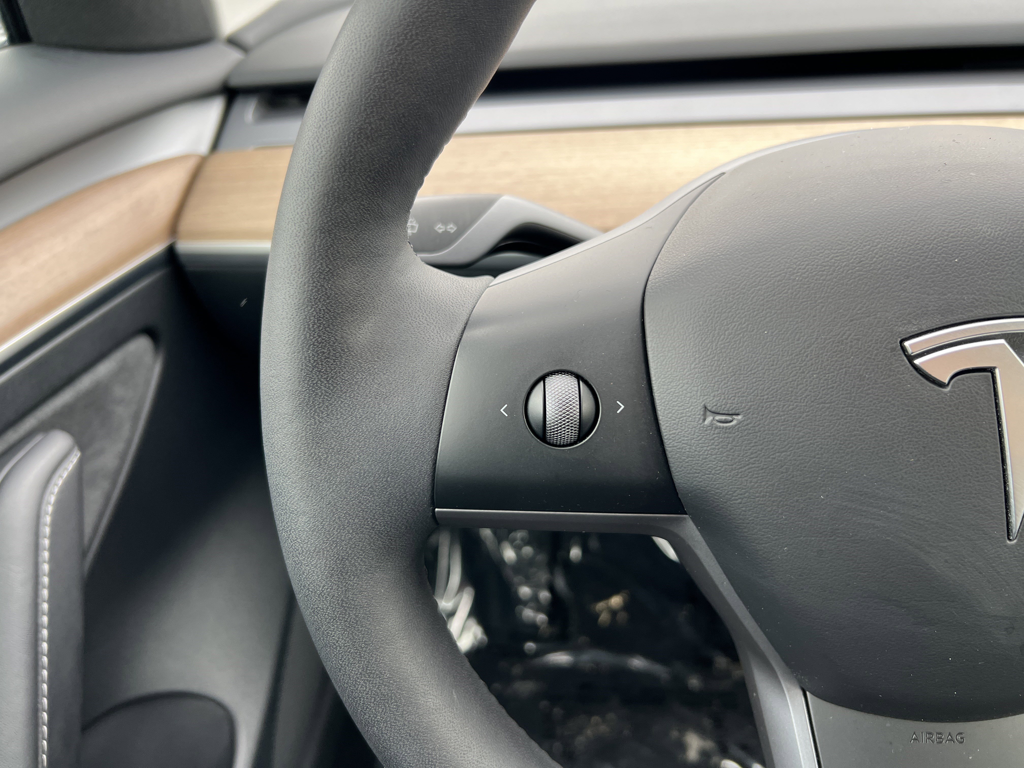 Used 2023 Tesla Model 3 Performance image 28