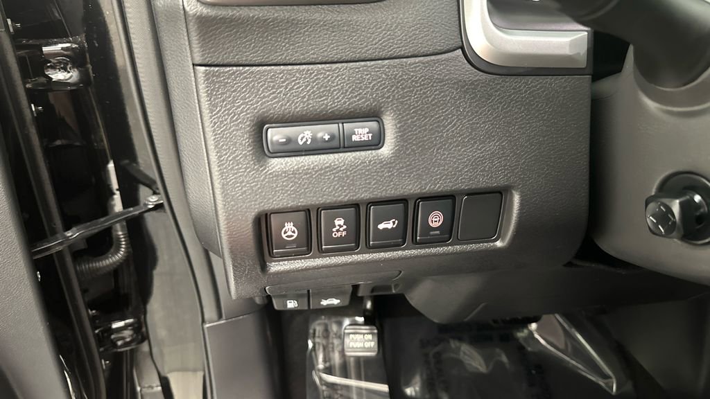 Used 2023 Nissan Murano Platinum w/ Cargo Package image 27