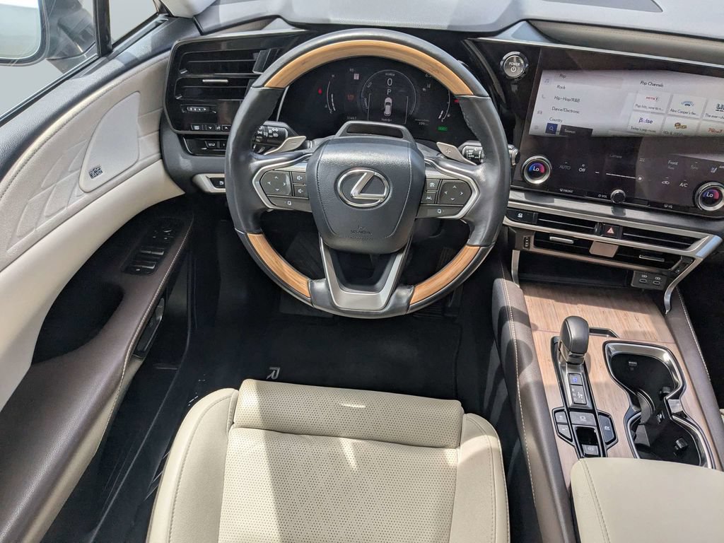 Used 2024 Lexus RX 350 w/ Convenience Package AWD/4WD image 17