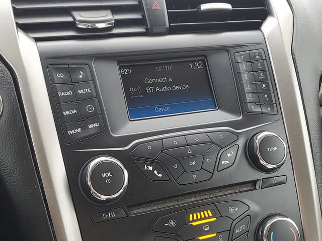 Used 2017 Ford Fusion S FWD image 13