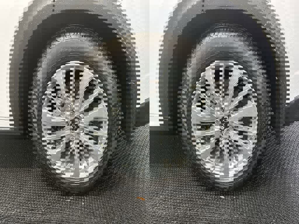 Used 2023 INFINITI QX50 Luxe image 11