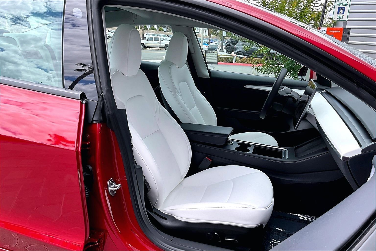 Used 2023 Tesla Model 3 Standard Range RWD image 7