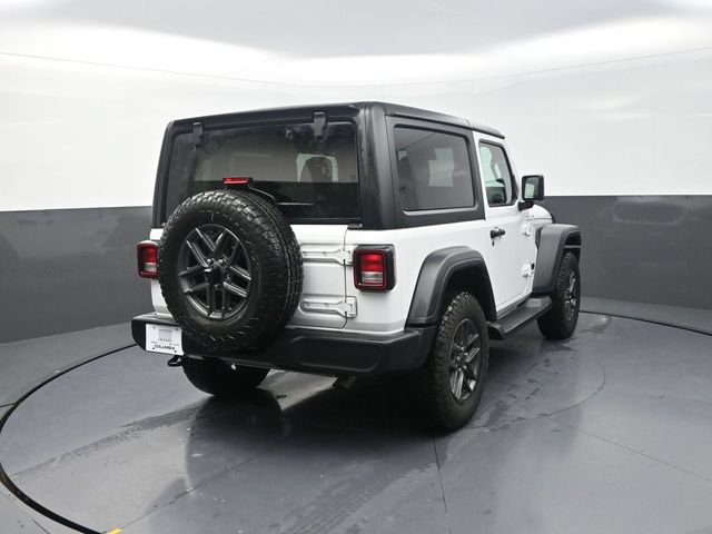 Used 2024 Jeep Wrangler Sport AWD/4WD image 10
