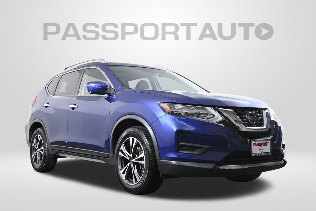 Used 2019 Nissan Rogue SV w/ Sun & Sound Touring Package image 4