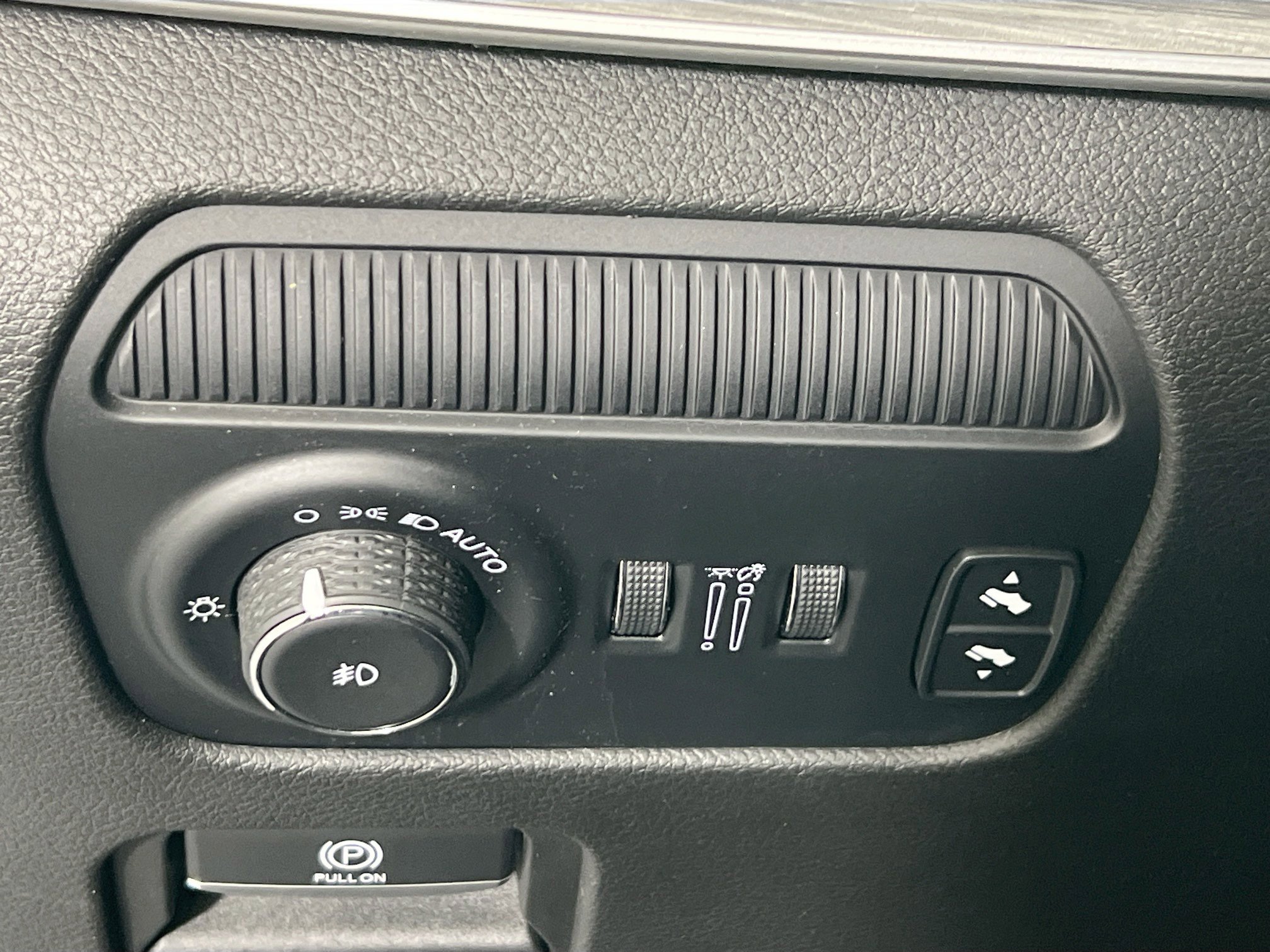 Used 2022 Jeep Wagoneer Series II image 10