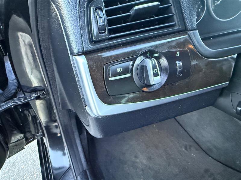 Used 2016 BMW 528i Sedan image 27