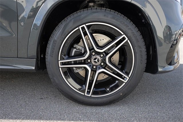 New 2026 Mercedes-Benz GLS 450 4MATIC image 11