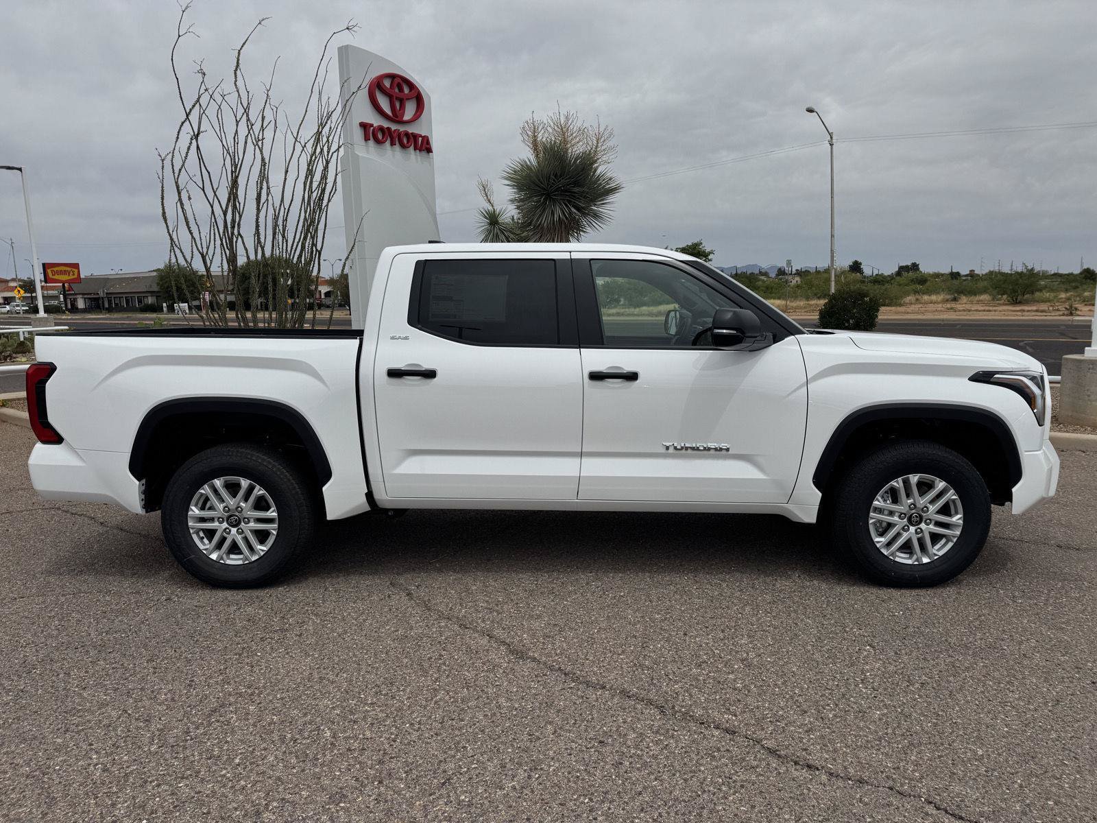 New 2026 Toyota Tundra SR5 AWD/4WD image 9