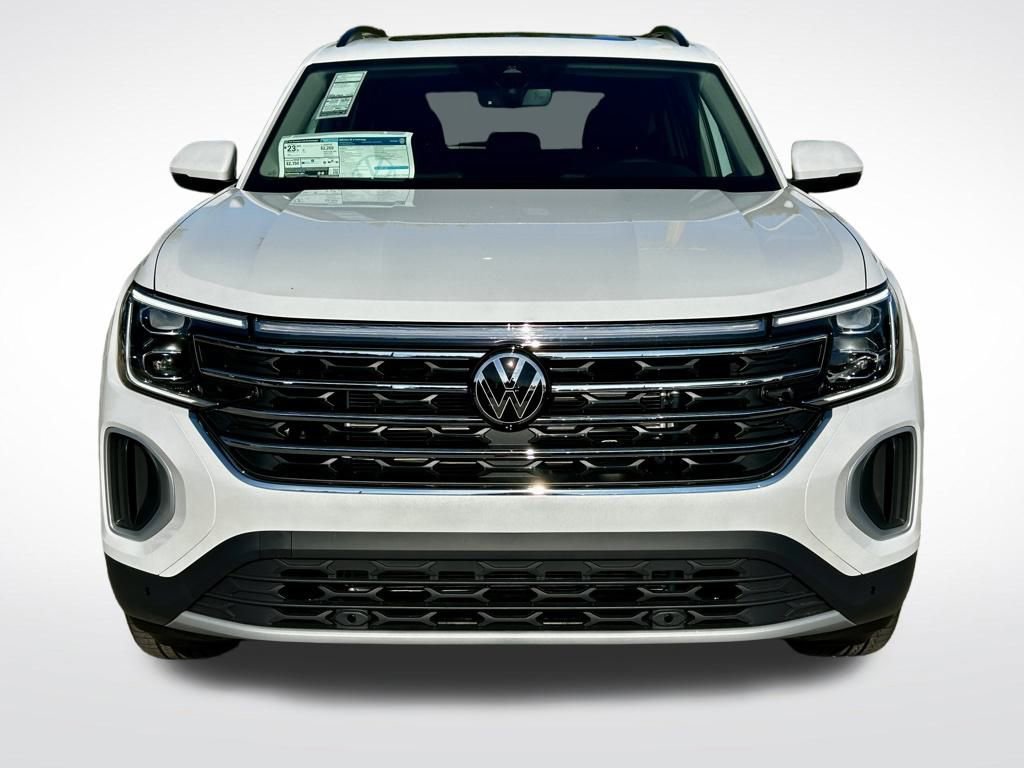 New 2026 Volkswagen Atlas SE FWD image 2
