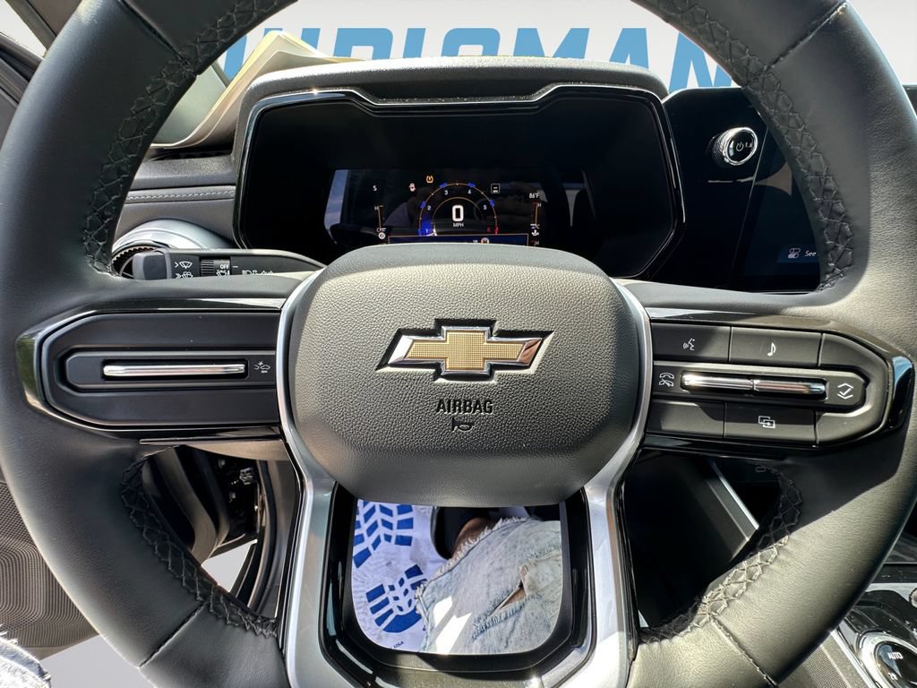 Used 2023 Chevrolet Colorado LT AWD/4WD image 19