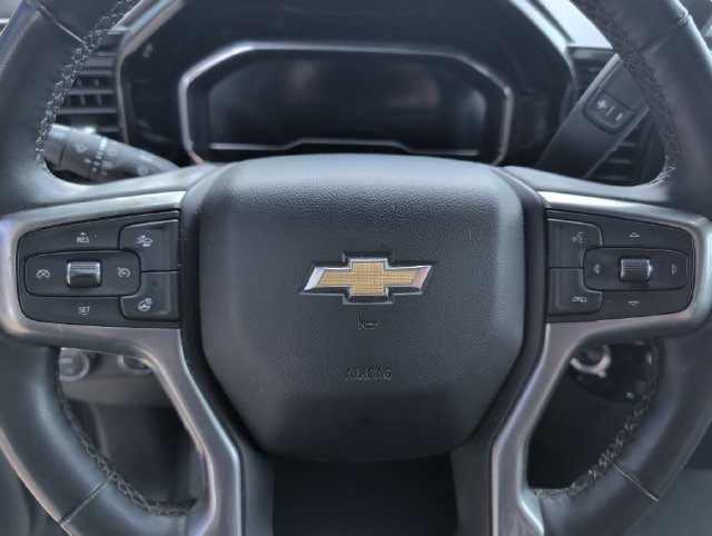 Used 2025 Chevrolet Silverado 1500 LT AWD/4WD image 15