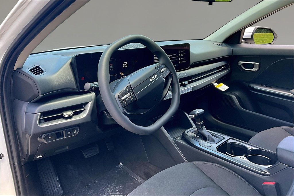 New 2026 Kia K4 FWD image 7