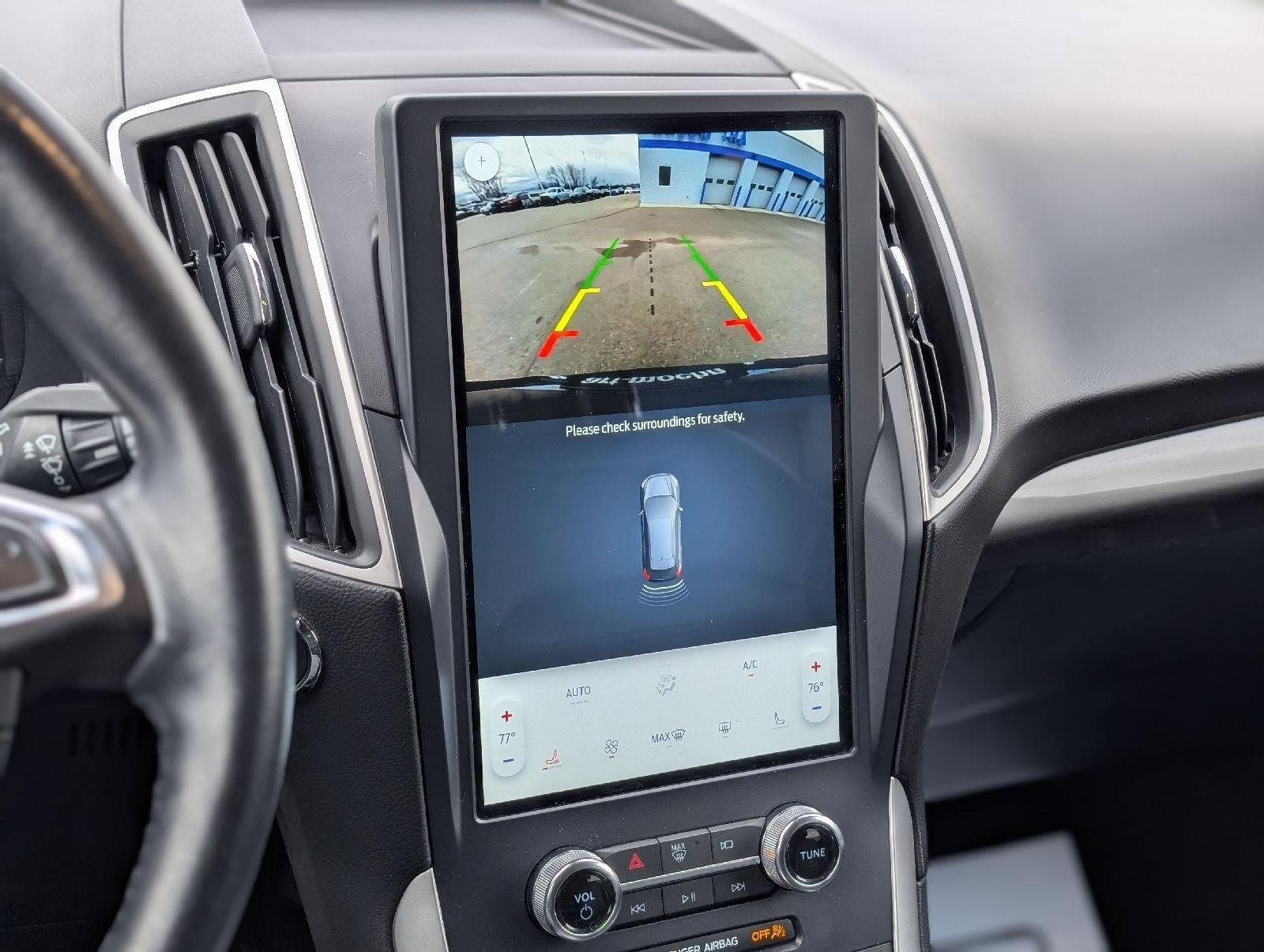 Used 2023 Ford Edge SEL image 29