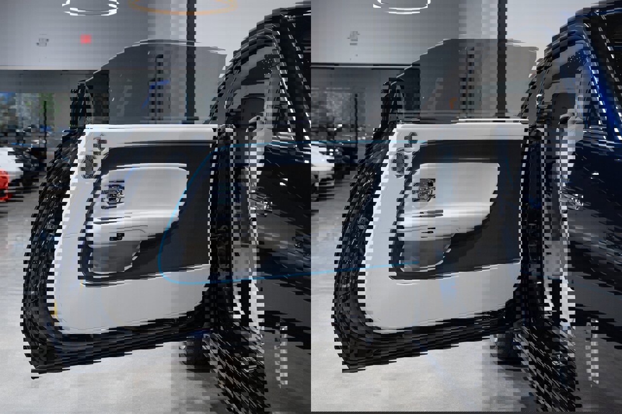 Used 2024 Rolls-Royce Spectre w/ Spectre Launch Package image 36