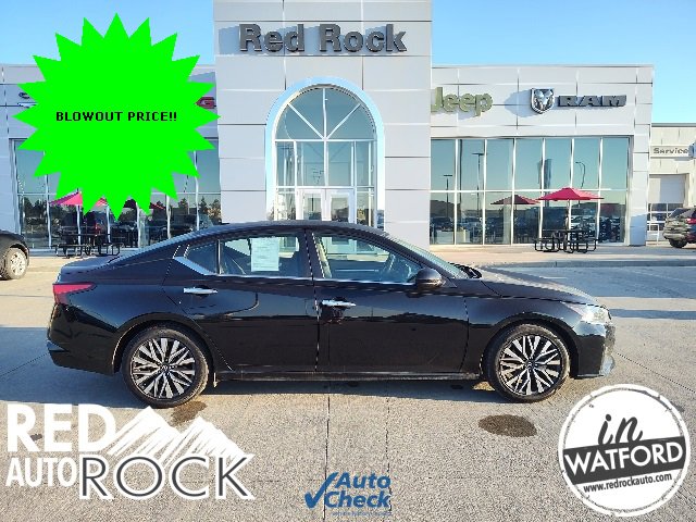 Used 2023 Nissan Altima 2.5 SV