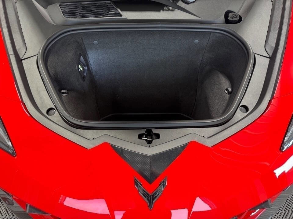 Used 2024 Chevrolet Corvette Stingray Premium Conv w/ Z51 Performance Package image 27