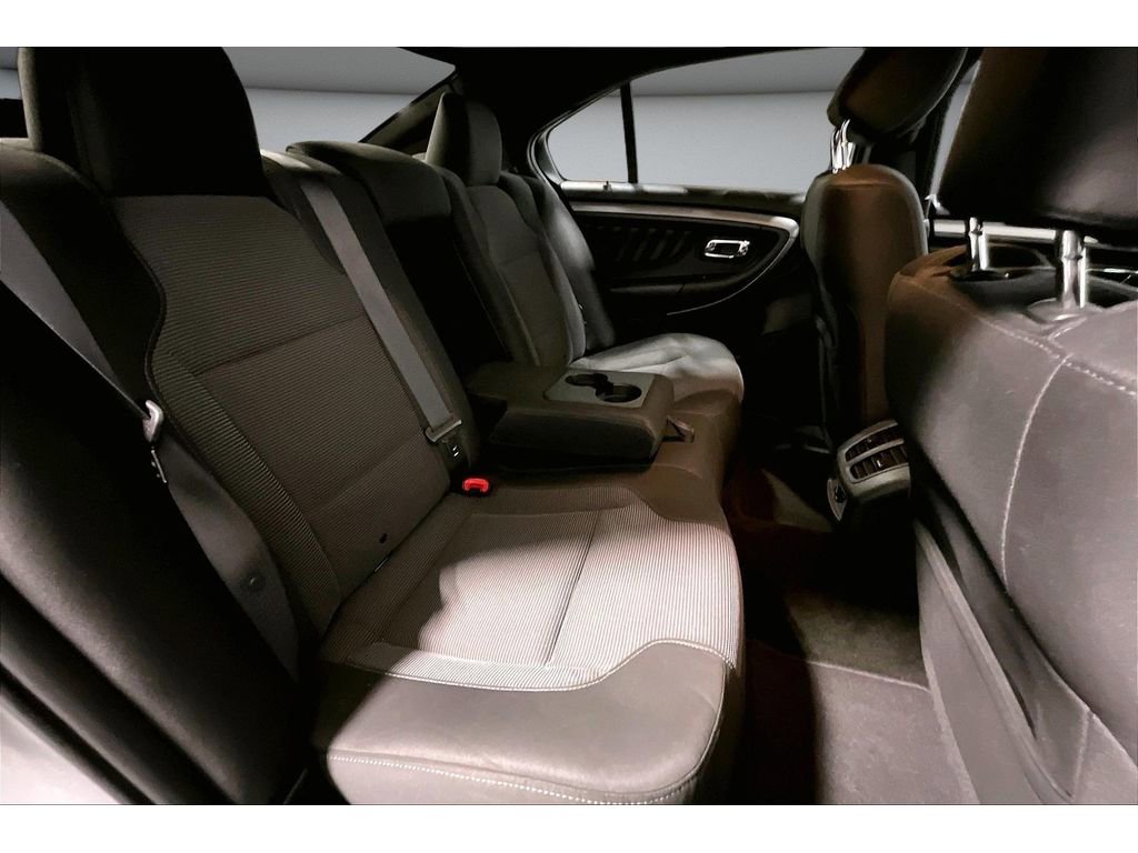 Used 2013 Ford Taurus SEL image 26