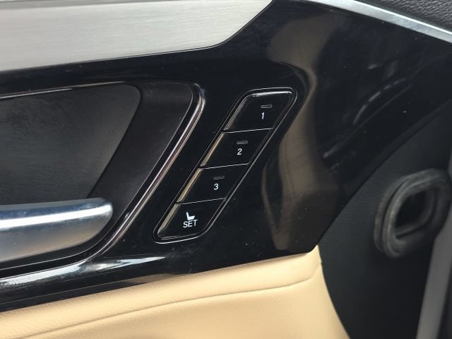 Used 2022 Acura MDX FWD image 13