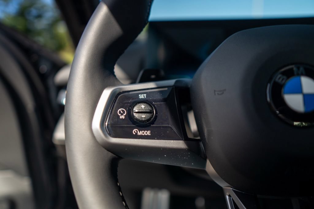 Used 2024 BMW 540i xDrive w/ Premium Package AWD/4WD image 28
