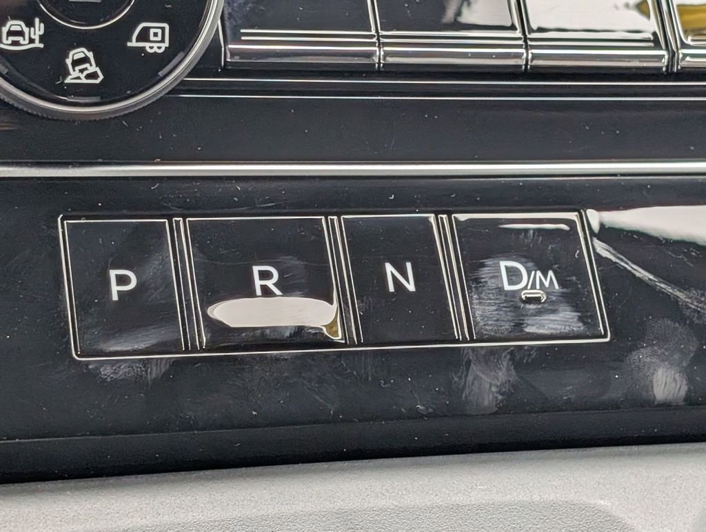 Used 2025 Nissan Armada Platinum image 34