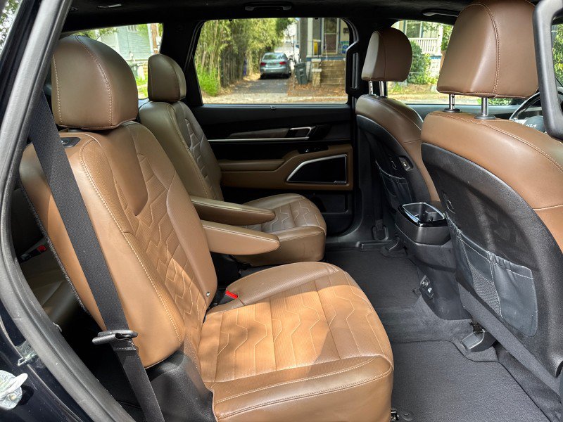 Used 2022 Kia Telluride SX w/ SX Prestige Package AWD/4WD image 34