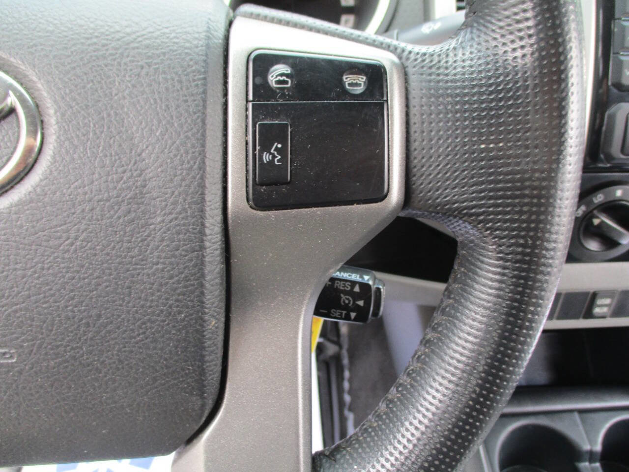 Used 2013 Toyota Tacoma PreRunner w/ TRD Off-Road Pkg RWD image 13