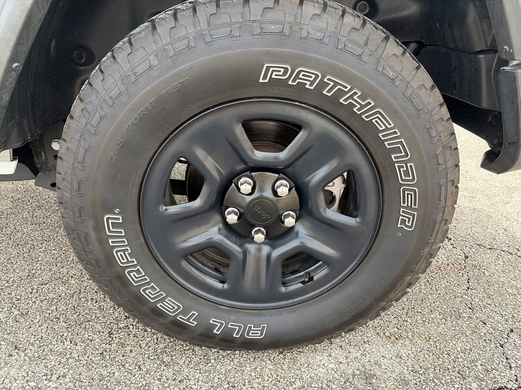 Used 2023 Jeep Wrangler Sport image 12