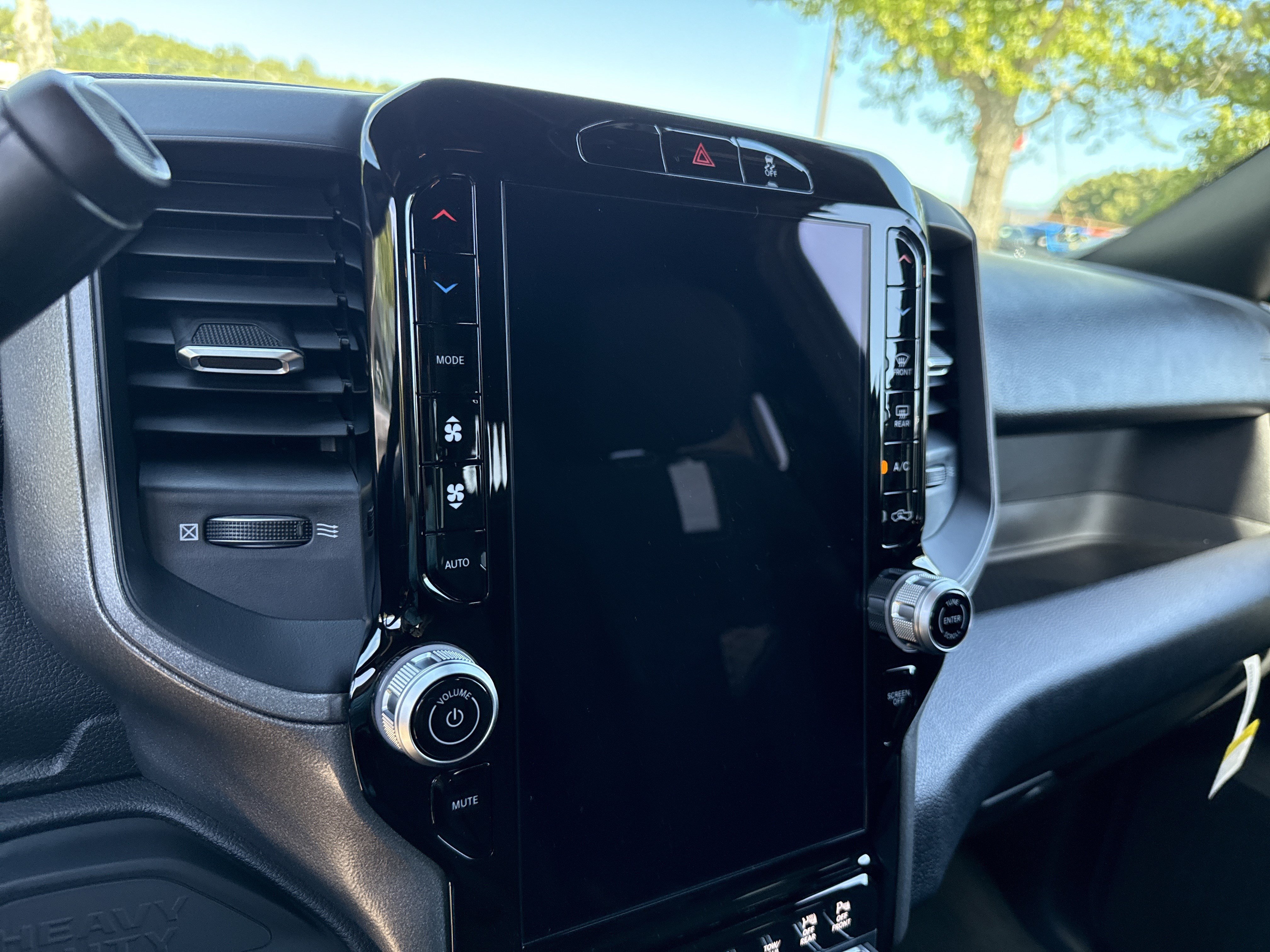 New 2026 RAM 2500 Tradesman AWD/4WD image 27