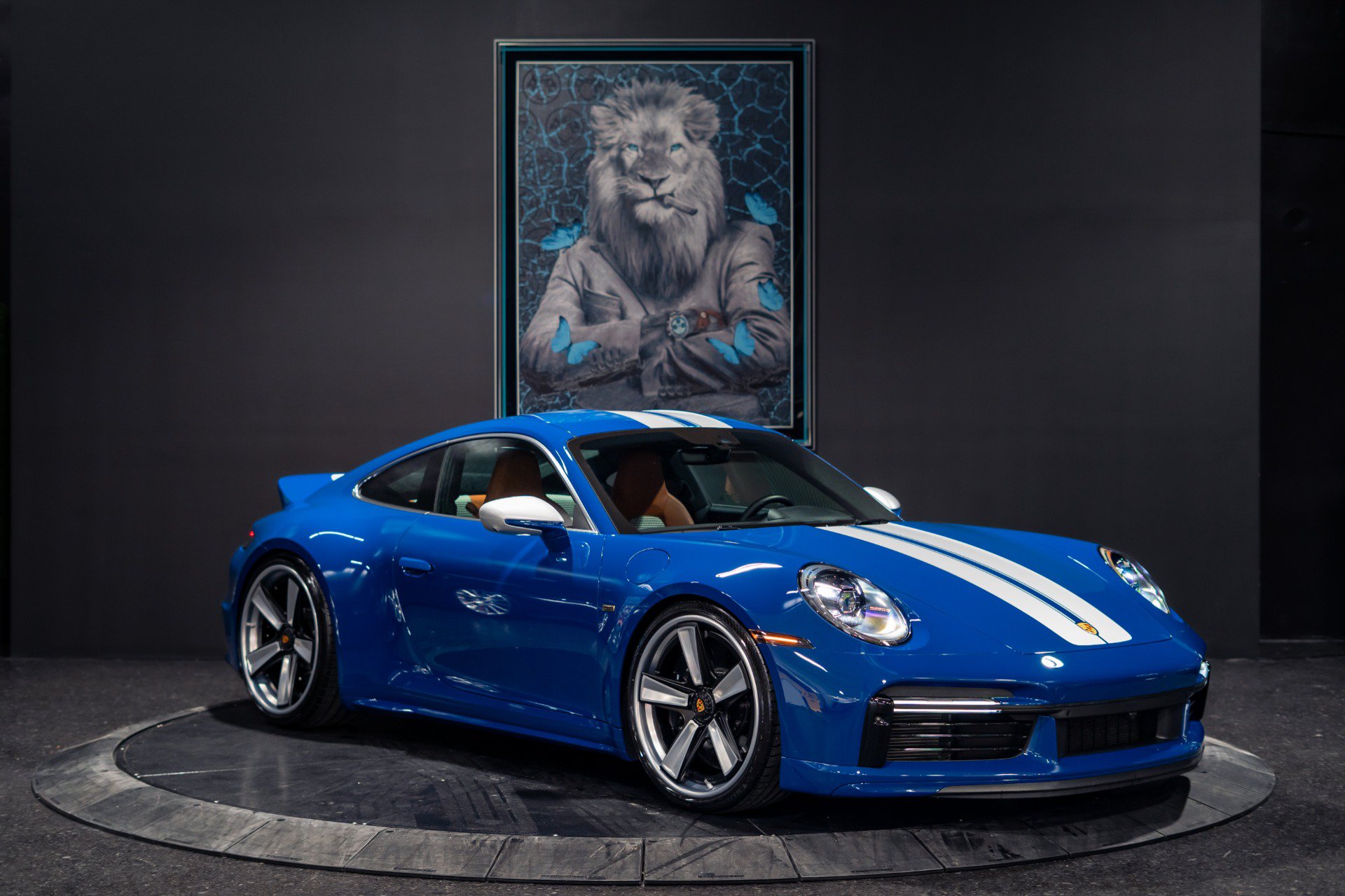 Used 2023 Porsche 911 Sport Classic RWD image 41