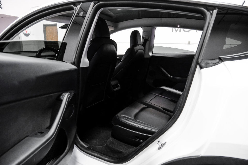 Used 2023 Tesla Model Y Long Range AWD/4WD image 47