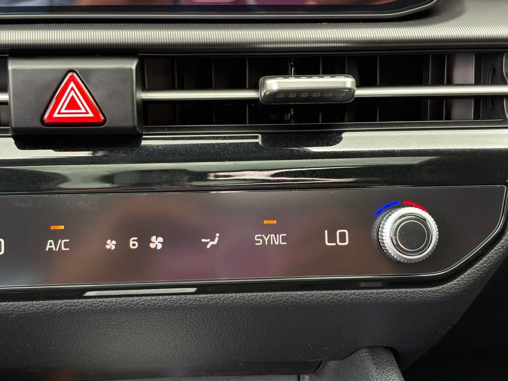 New 2026 Kia Sportage SX FWD image 28