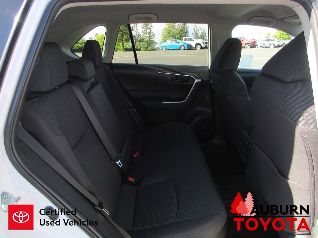 Certified 2024 Toyota RAV4 LE AWD/4WD image 18
