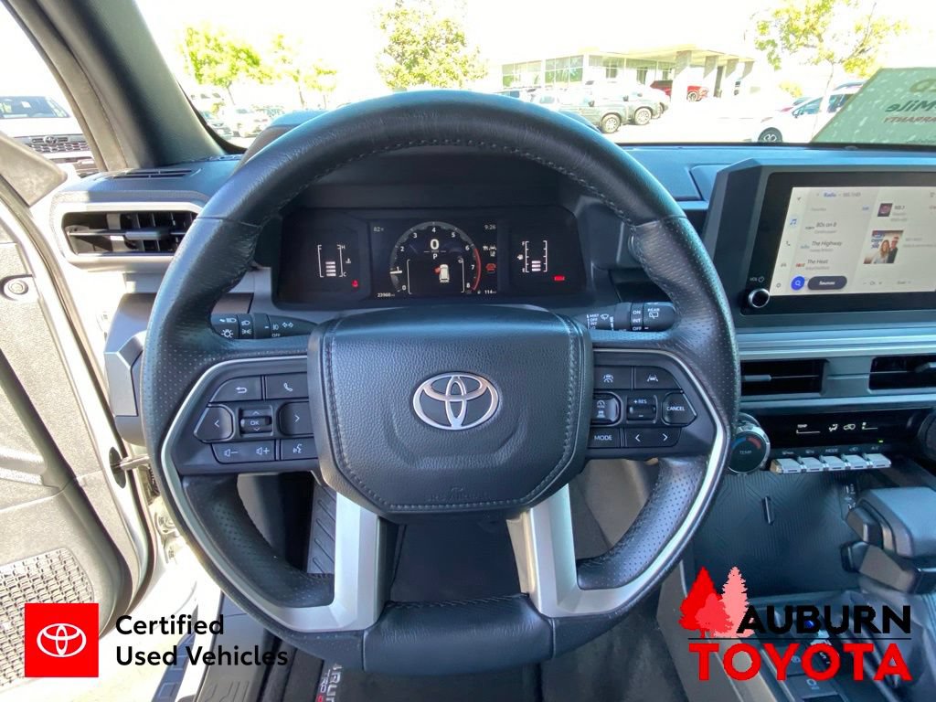 Certified 2025 Toyota 4Runner SR5 AWD/4WD image 35