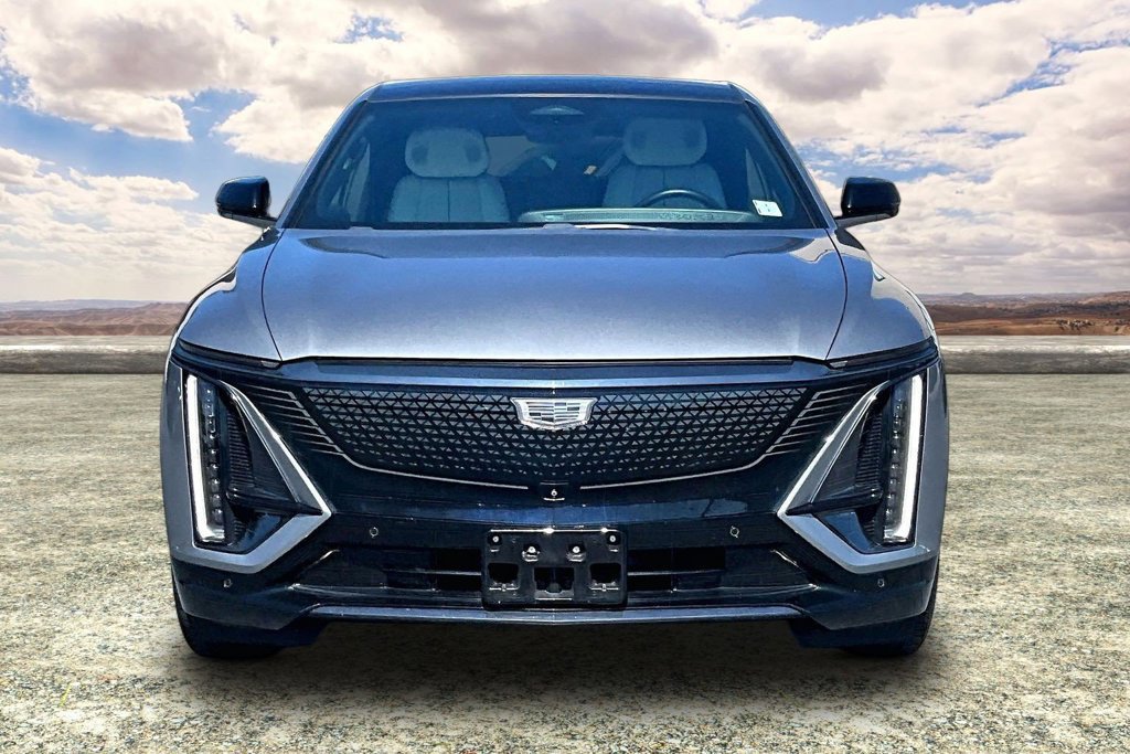Certified 2024 Cadillac Lyriq Sport AWD/4WD image 2