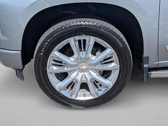 Used 2024 Chevrolet Silverado 1500 High Country AWD/4WD image 15