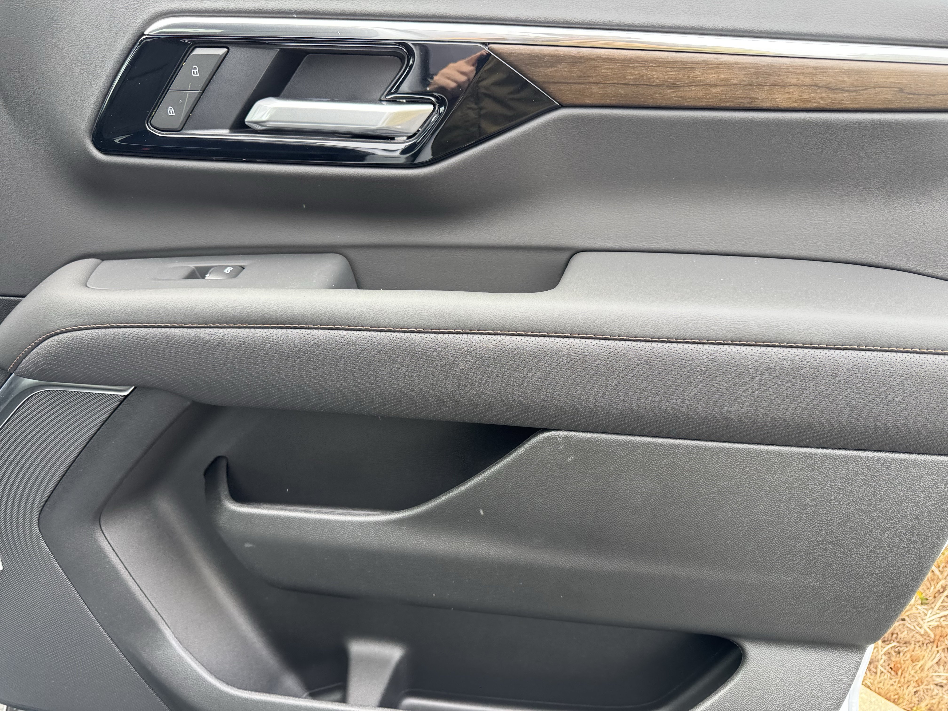 New 2026 Chevrolet Tahoe High Country AWD/4WD image 26